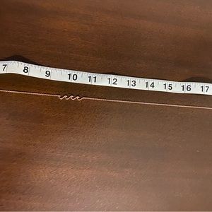 Puravida - Delicate Wave necklace